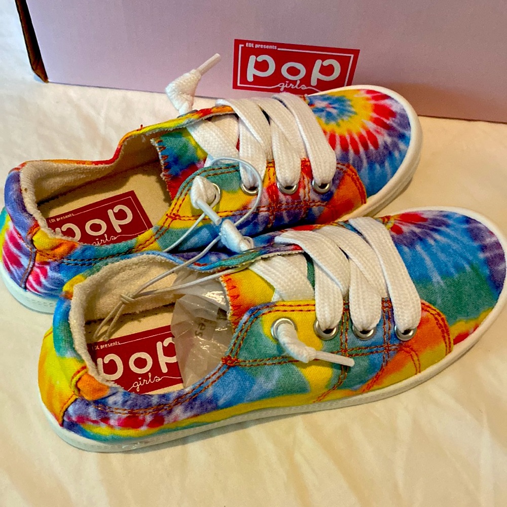 Tie dye slip on sneakers kids BOP size 12